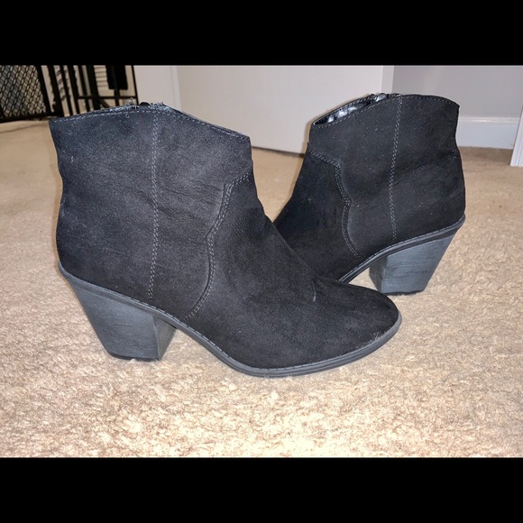 Booties - Picture 4 of 4